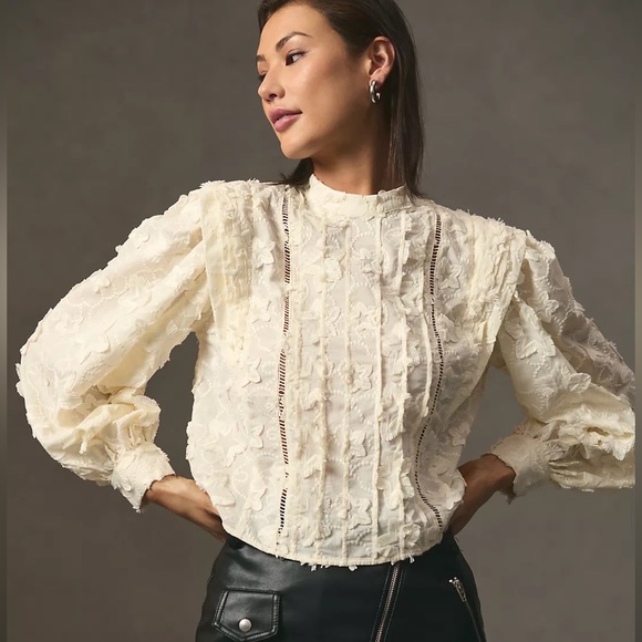 FARM Rio Tops - New Women’s Farm Rio Ivory 3D Stars Blouse For Anthropologie!!🔥🔥🔥